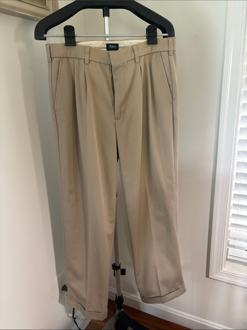 Bass Premium Chinos Pleated Men's Size 32W 30L Cotton Coastal Classic Wedding